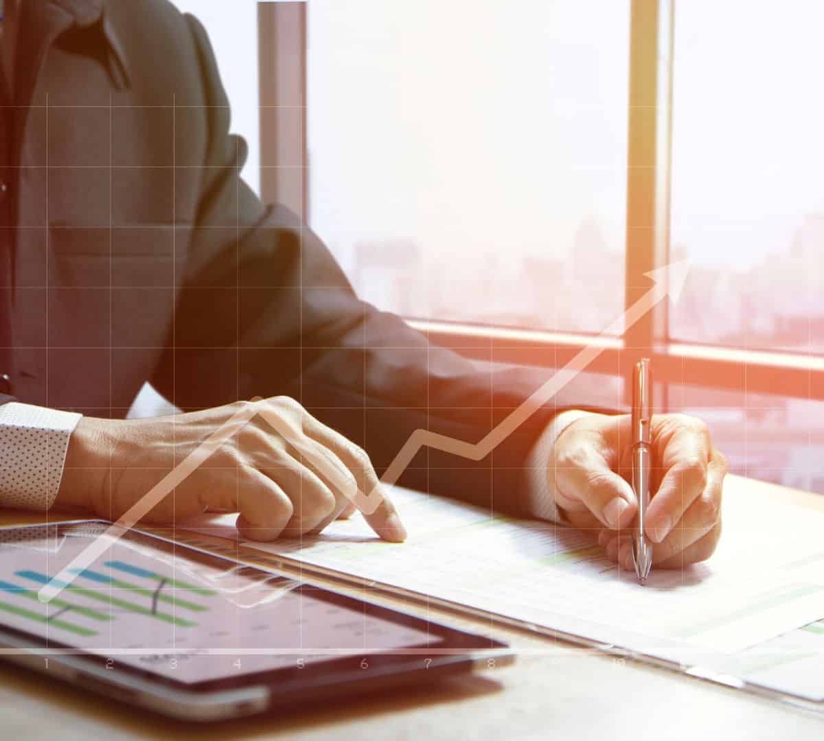 Services 2 Palyazat1 - Kom2006 Bt.